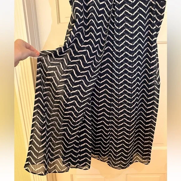 Armani Collezioni Herringbone Navy And White Print Shift Dress (RRP$995) Sz 14